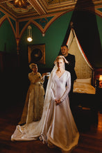 Load image into Gallery viewer, The Business of Brides - A course by award winning Simon Hill